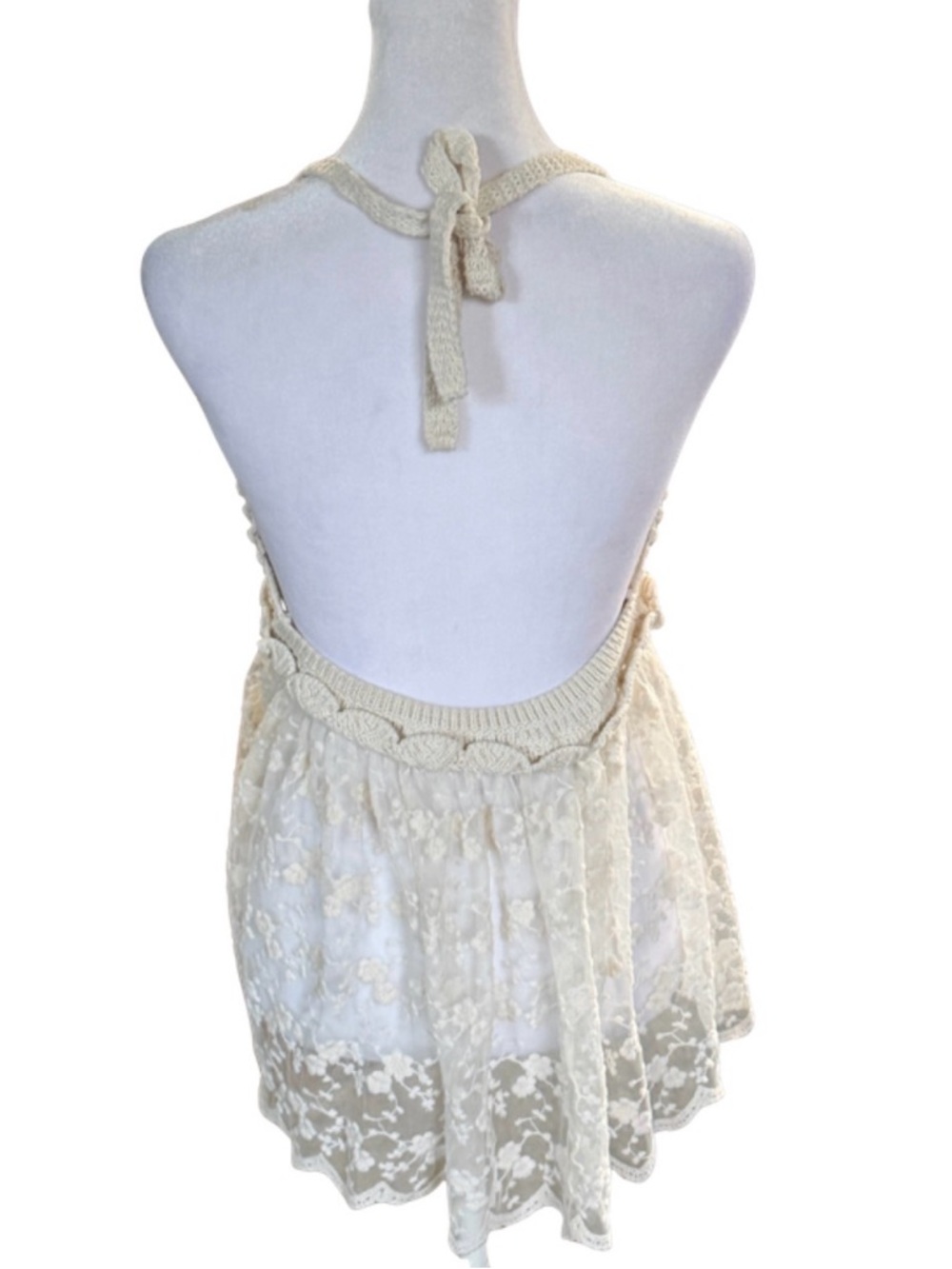 ZARA Cream Crochet Lace Halter Top - Picture 2 of 3